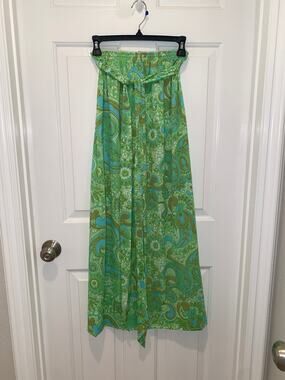 Vintage 1970’s Le Voy’s  Maxi Skirt Green Elastic Waist Size Small